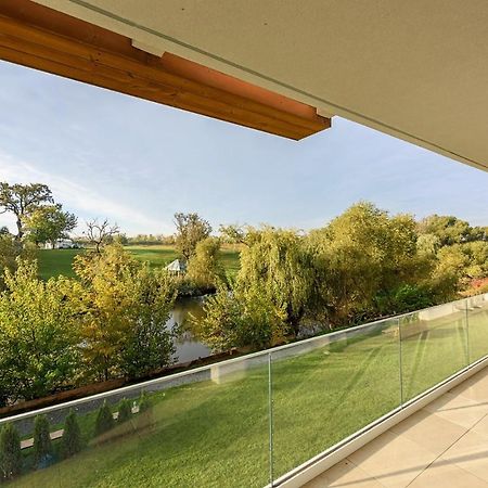 Il Lago - Sunrise - Cozy Luxurious Smart Home By The Lake Voluntari Экстерьер фото