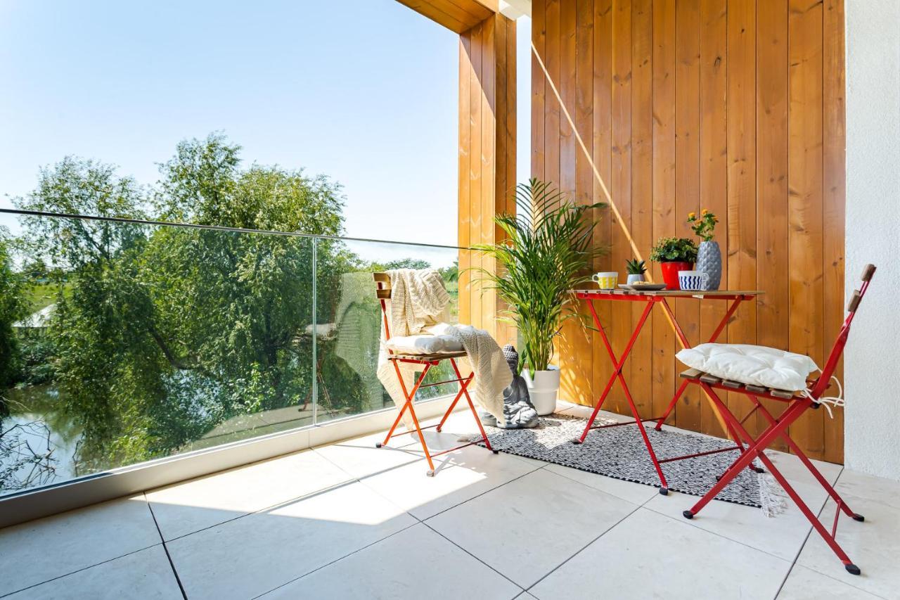 Il Lago - Sunrise - Cozy Luxurious Smart Home By The Lake Voluntari Экстерьер фото
